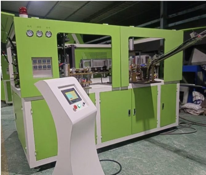 เครื่อง เป่า ขวด 4 ใบ servo 3 จุด